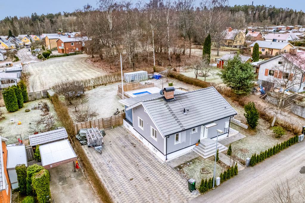 Tillbyggnad Attefallshus som garage. Norrtälje Rimbo